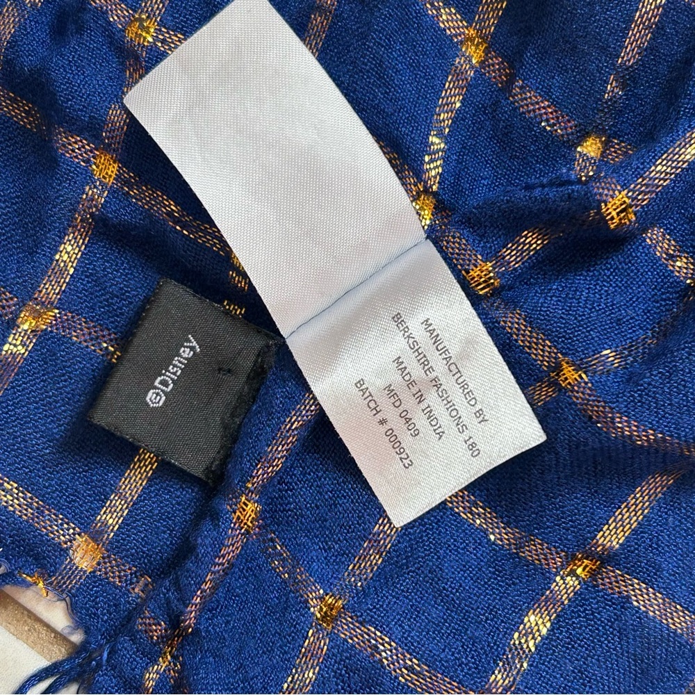 Jonas Brothers Blue and Gold Checkered Scarf - Picture 4 of 6